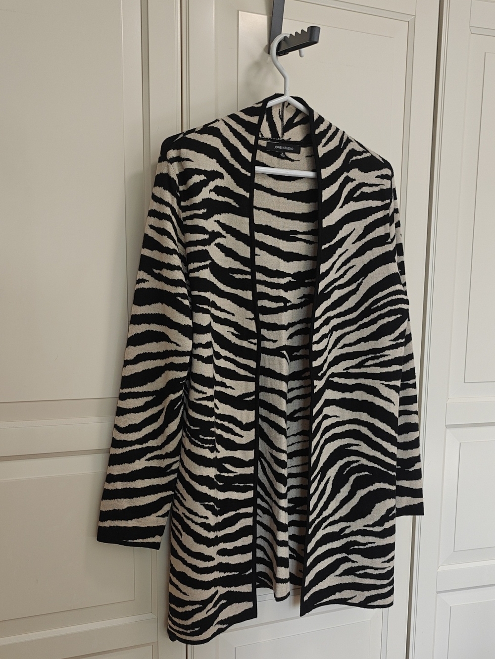 Jones Studio Zebra-Print Open Front Cardigan - Black & White